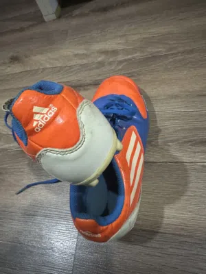 Football shoeses for kids