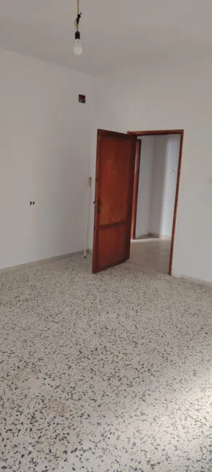 1 m2 3 Bedrooms Apartments for Rent in Tripoli Souq Al-Juma'a