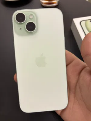 للبيع IPhone 15
