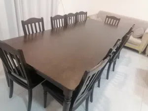 طاولة طعام خشب اصلي ثقيل