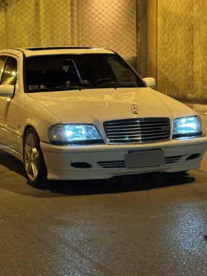 مرسيدس 2000 للبيع بسعر مغري