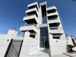 280 m2 3 Bedrooms Apartments for Sale in Amman Al Bnayyat