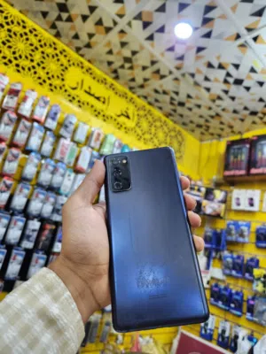 Samsung Galaxy S20 FE 5G 128 GB in Sana'a