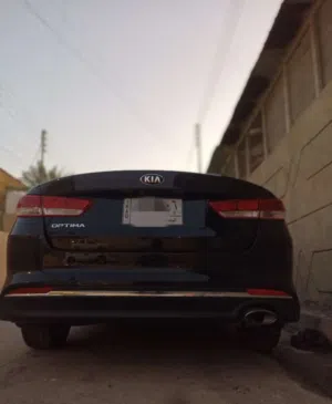 سياره كيه اوبتيما