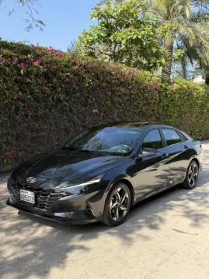 للبيع هونداي النترا فل اوبشن Hyundai Elantra 2021 Limited