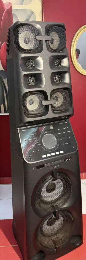 FOR SALE – Sony MHC-V90DW Party Speaker