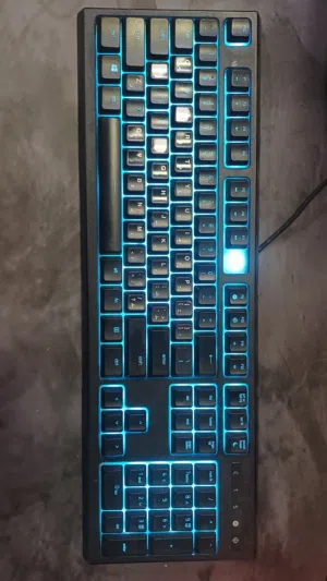razor keyboard gaming used with RGB with Arabic stickers
