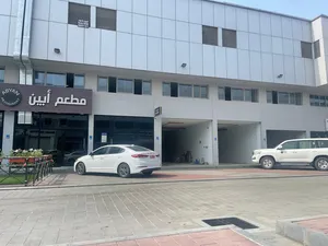 محل تجاري/صناعي للإيجار في مدينة سندان   / Commercial/Industrial Shop for Rent in Sana