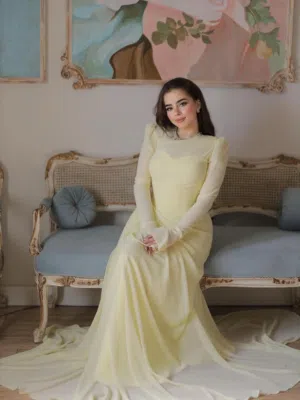 فساتين مناسبة ملبوسة قليل