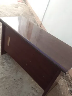 كاسه محلات وطاوله