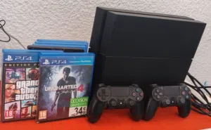 بيع PS4 FAT+ 6 CD ماركة sony