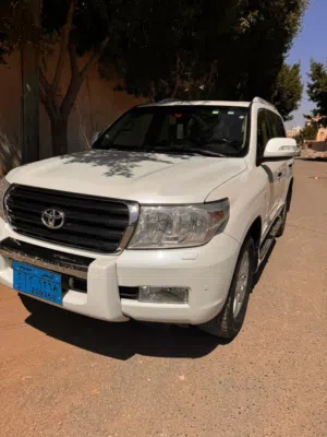 صالون vxr 2010. مخزنه في حوش ماشيه 97 الف. السعر $26000