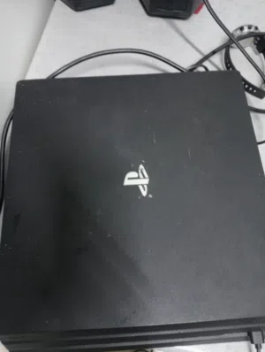 بلايستيشن 4 برو قابل للتفاوض
