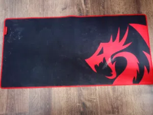 ماوس باد مستعمل من شركة (REDRAGON)