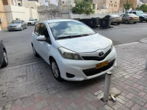 Toyota yaris in excellent condition 2012