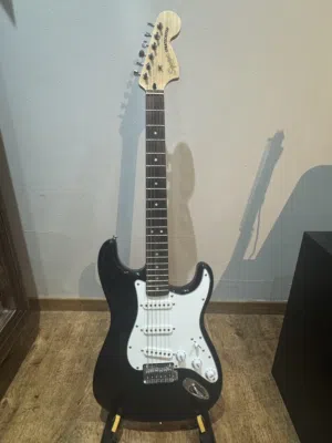Fender Squier Affinity Series Stratocaster Guitar