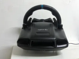 Logitech G29 + shifter للبيع دركسو مع القير كلها بحاله جيدا