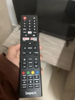 للبيع طاولة وشاشه