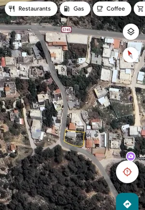 ٤ غرف نوم . ٣ حمّامات . 140 م٢1