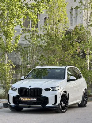 bmw-x5-50e-m-package