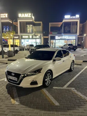 Used Nissan Altima in Ajman