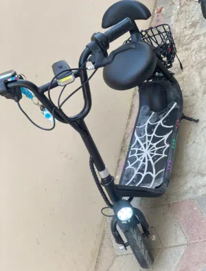 سكوتر شبه جديد