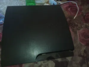 Ps3 slim...