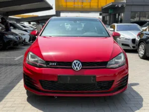جولف GTI  Golf GTI خليجي 4 سلندر موديل 2016 عداد المسافات185000