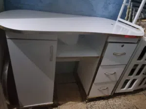 ميز اكرلك للبيع