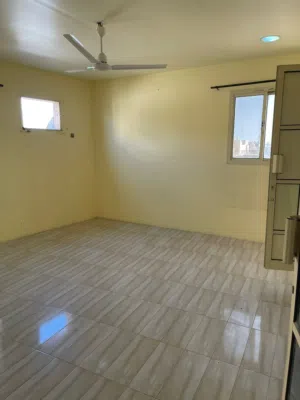 Studio Flat with EWA شقة ستديو شامل