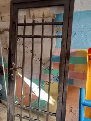 باب حديد حمايه