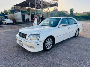 Used Toyota Crown in Basra