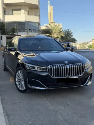 Bmw 745 le xdrive 2020 individual للبيع بسعر  مغري قابل للبدل