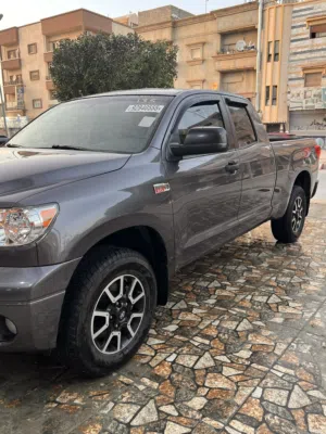 Used Toyota Tundra in Benghazi