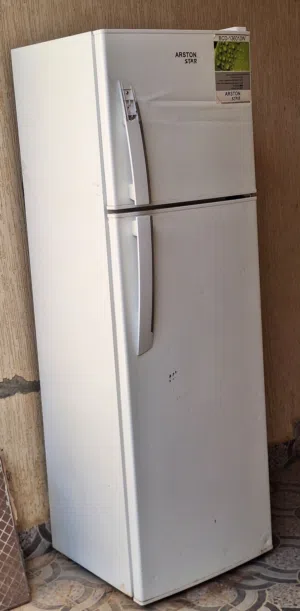 تلاجة اريستون