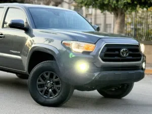 Used Toyota Tacoma in Al Khums