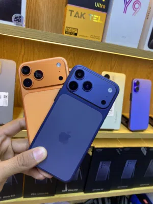 iPhone 17 Pro Max American Master