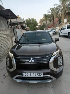 متسيوبوشي اوتلاندر