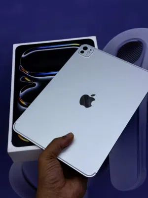 Apple iPad Pro M5 11-inch 256Gb WiFi+Cellular Under Warranty Apple 10 Months Available Like New 34cy