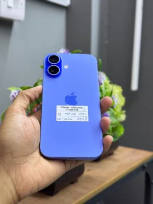 iPhone 16 -128 GB - Good & Great phone , 99% Battery - warranty 06/2026