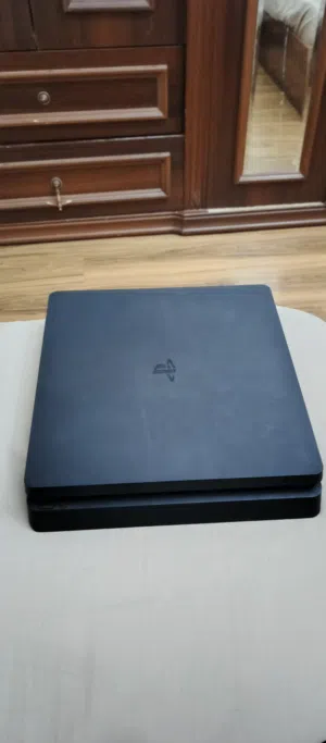 ps4 slim استعمال اروبي معاه يدين كوبي