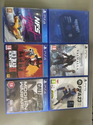 سيديات بلاي ستيشن 4 و PS5 مستعمل