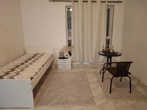 MASTER ROOM FOR LADIES