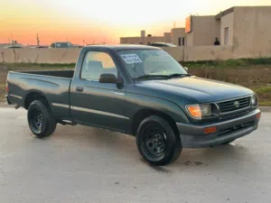 Used Toyota Tacoma in Benghazi