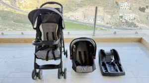 عرباية أطفال من نوع Graco مع Car seat