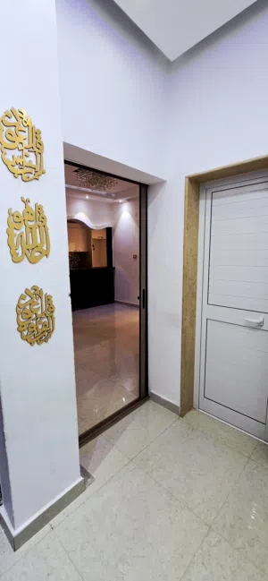 شقة للبيع جنزور شهداء عبدالجليل