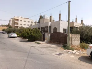 540 m2 More than 6 bedrooms Townhouse for Sale in Amman Marj El Hamam