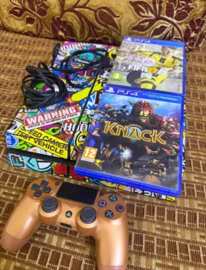 للبيع بلاستيشن 4