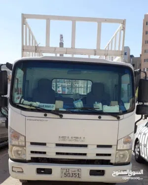 هاف لوري نقل عفش  half lorry for transporting moving furniture