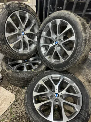 طاوات مع التواير بي ام دبليو BMW X5 275/45/20